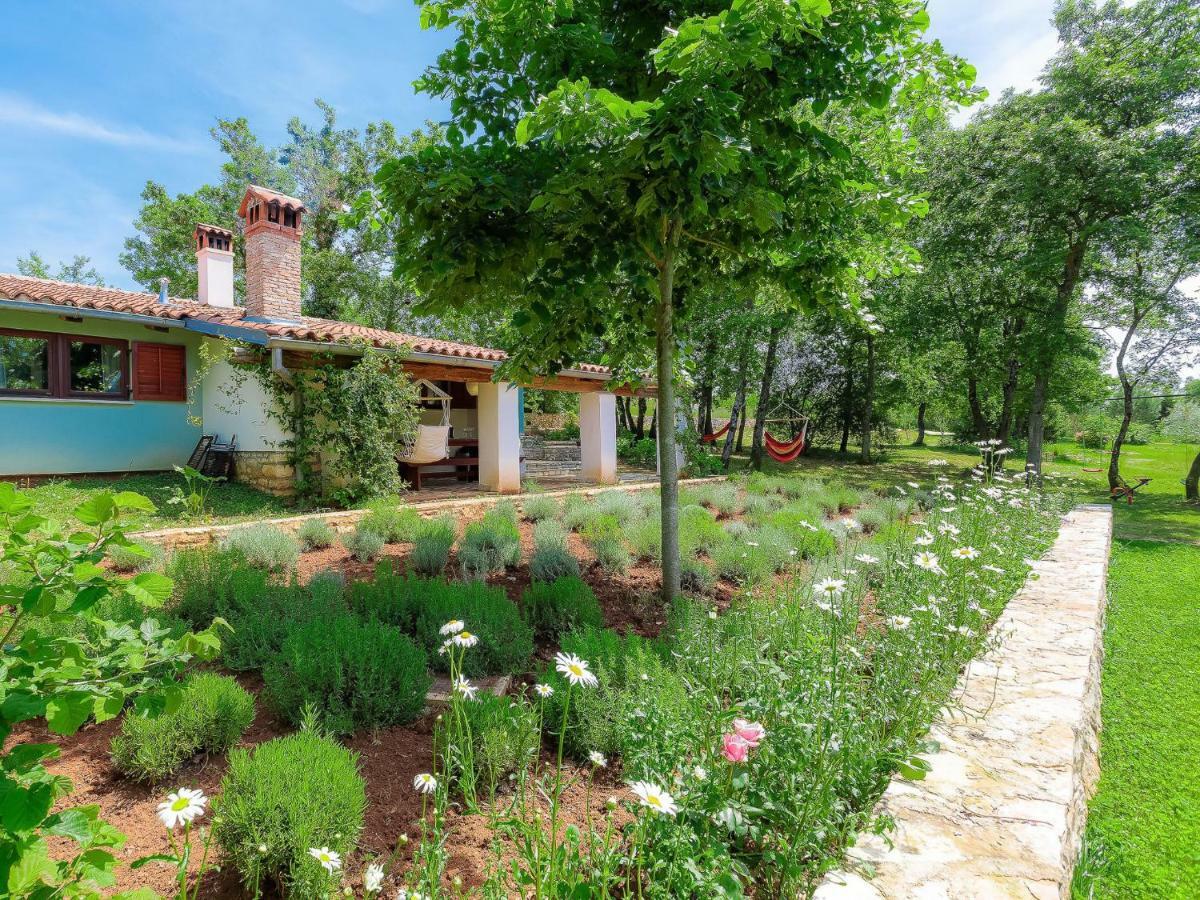 Holiday Home Country House D&D By Interhome Pula Exterior photo